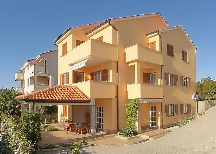 Apartments Omanovic